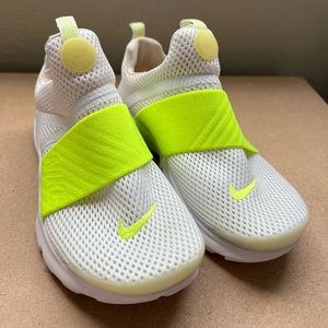 Youth Nike size 3